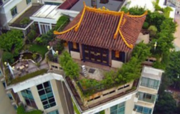 Trung Quốc: Thêm một biệt thự cổ quái trên nóc chung cư bị điều tra